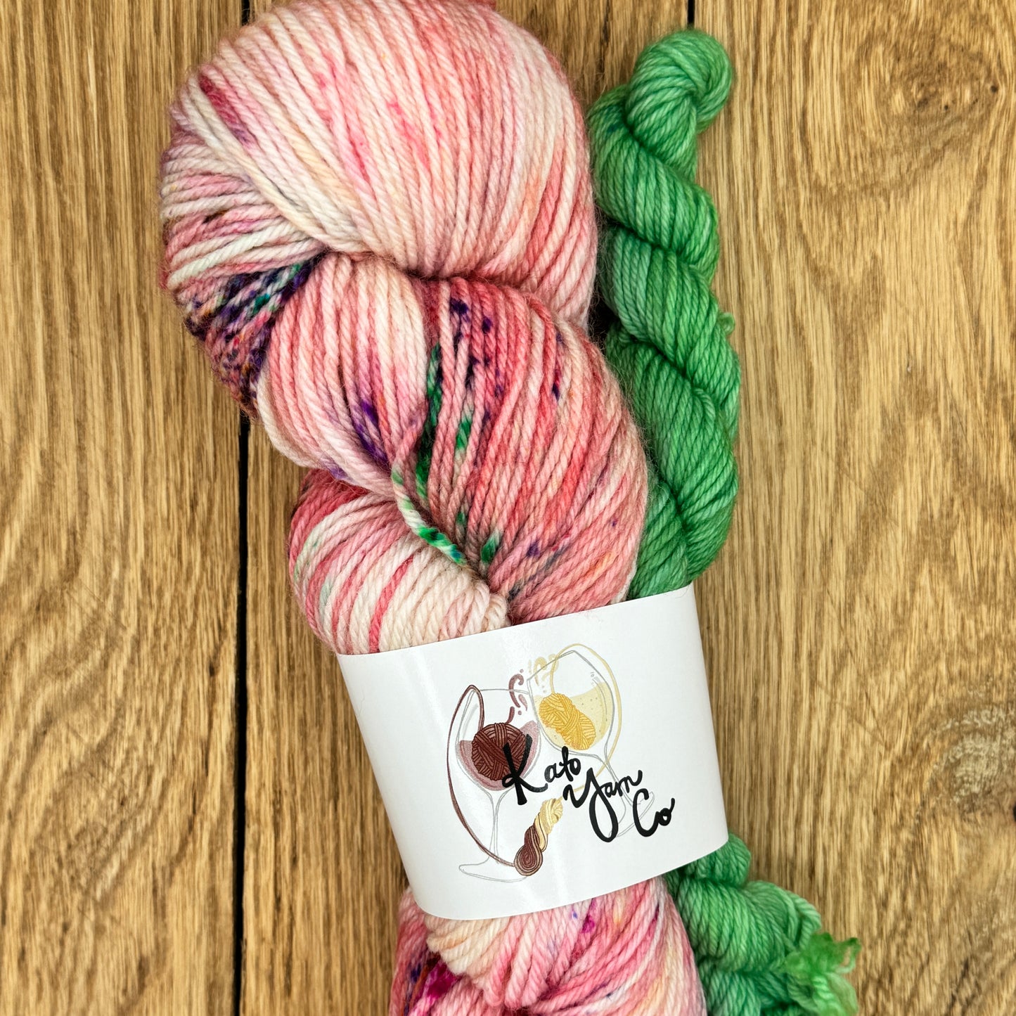 Dam Girl w/Green DK Sock Set