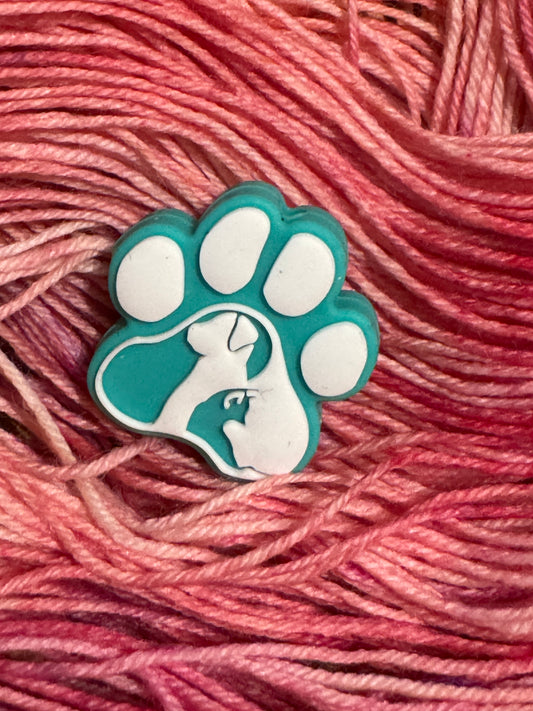 Teal Paw